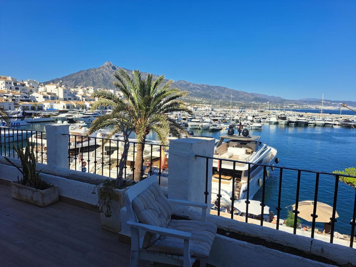 Private In Huge Penthouse 1st Line Puerto Banus, Incredible Views, Jacuzzis Accommodatie bij particulieren Marbella